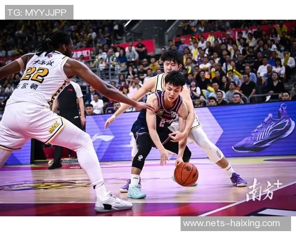 CBA精彩对决广东宏远迎战广厦全场直播盛况回顾 CBA精彩对决广东宏远迎战广厦全场直播盛况回顾