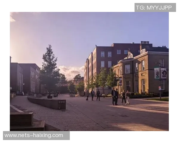 利兹市与诺丁汉市的魅力对比探讨与城市发展潜力分析 利兹市与诺丁汉市的魅力对比探讨与城市发展潜力分析